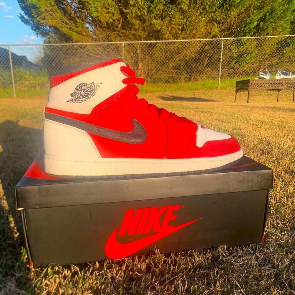 Jordan 1 PE “Griffin” Red/White/Black
